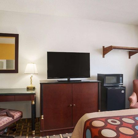 ซูเปอร์ 8 บาย วินด์แฮม บรูกวิลล์ Hotel Brookville ภายนอก รูปภาพ