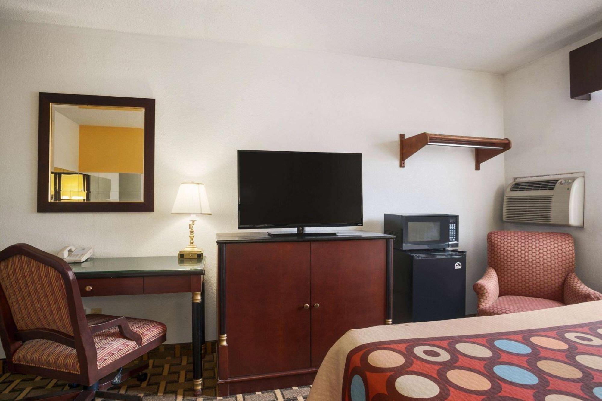 ซูเปอร์ 8 บาย วินด์แฮม บรูกวิลล์ Hotel Brookville ภายนอก รูปภาพ
